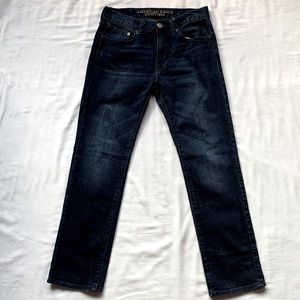 American Eagle Slim Straight Blue Jeans